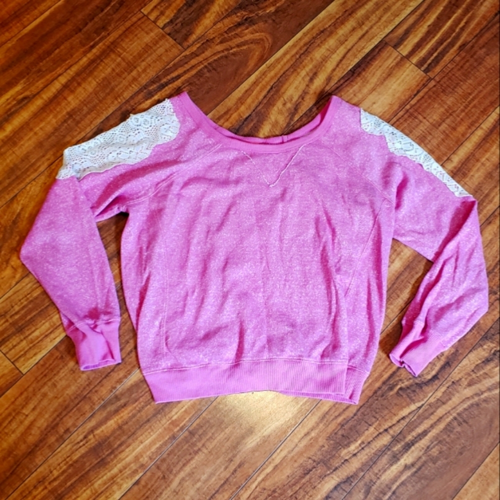 Mix & Co Large Pink sweater w/ lace cut out sleeve